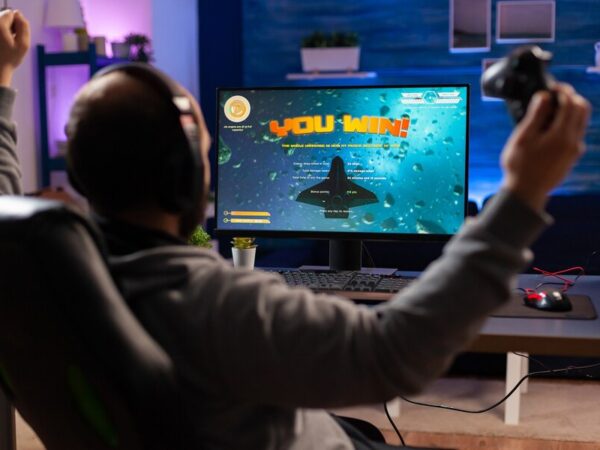 Como escolher o monitor ideal para suas necessidades gamer?