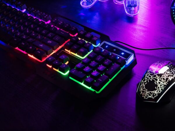 Teclado mecânico ou colorido: o que você precisa saber antes de comprar?
